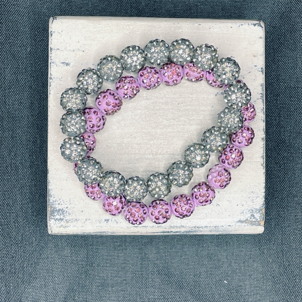 4004u. Glass Mosaic Silver and Pink Beaded Bracelet Set